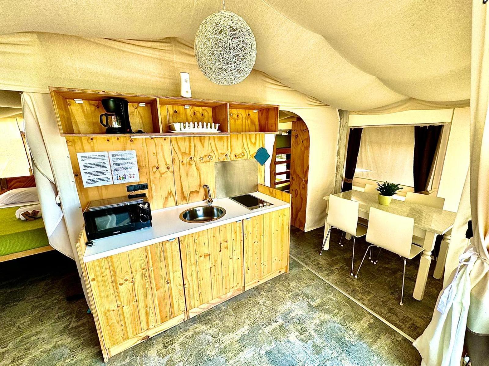 Camping Monja Brenzone sul Garda Bagian luar foto