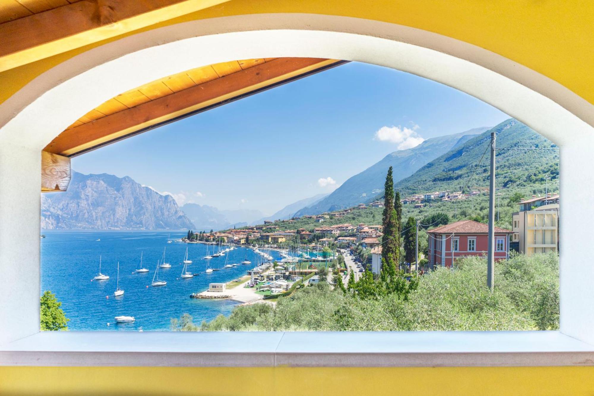 Camping Monja Brenzone sul Garda Bagian luar foto