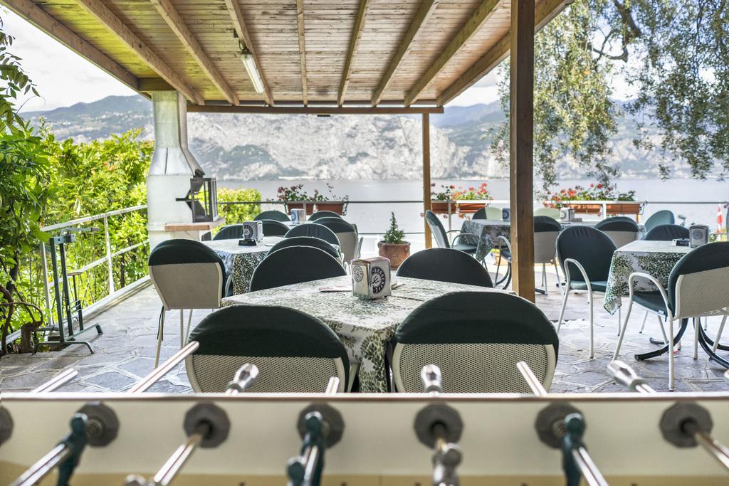 Camping Monja Brenzone sul Garda Bagian luar foto