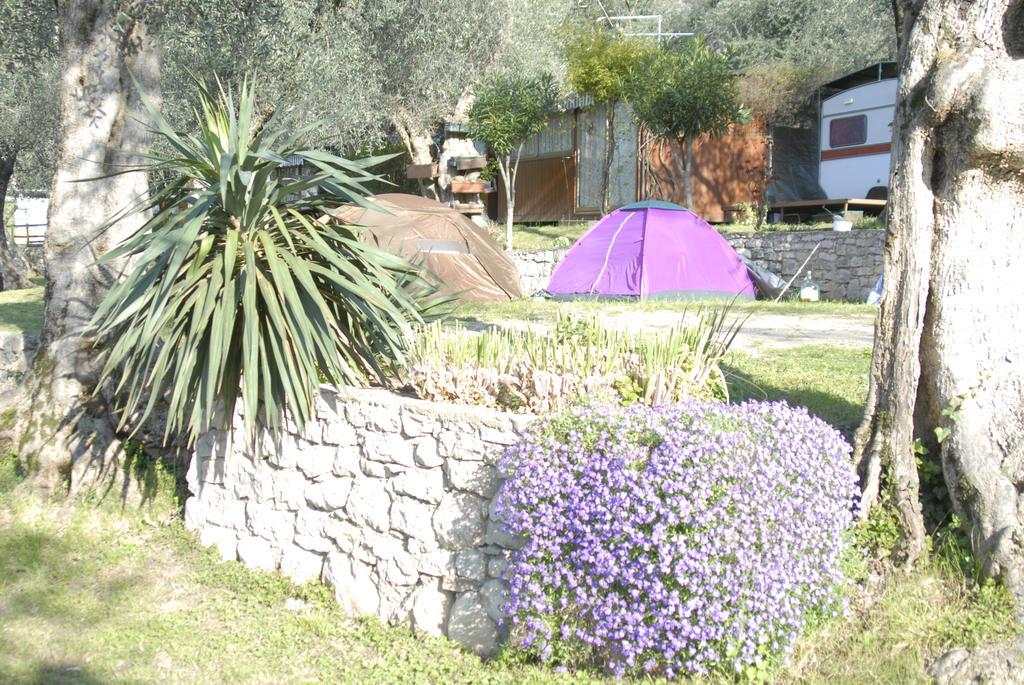 Camping Monja Brenzone sul Garda Bagian luar foto