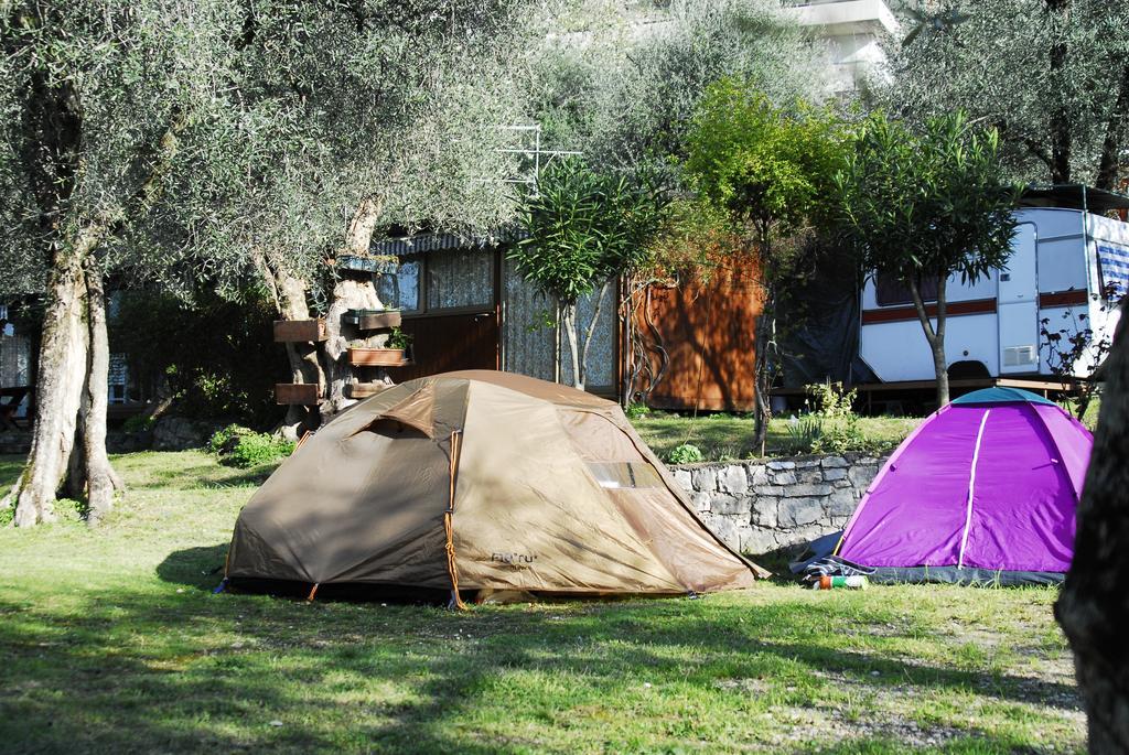 Camping Monja Brenzone sul Garda Bagian luar foto